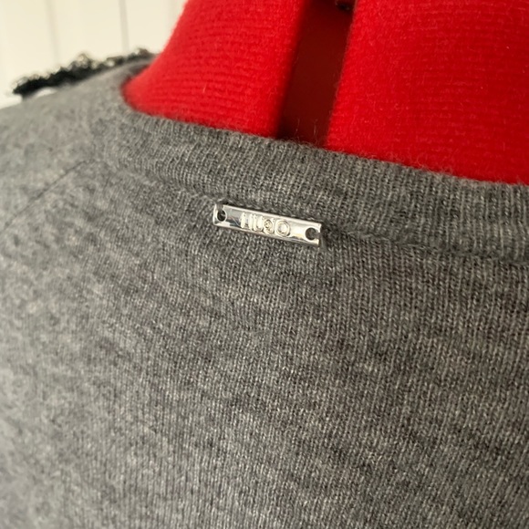 Liu Jo Gray sweater with removable embellishment size M - Picture 7 of 10